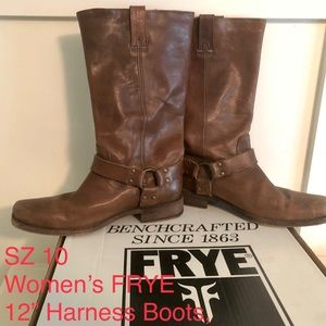 Frye harness boots size 10 womens , EUC
